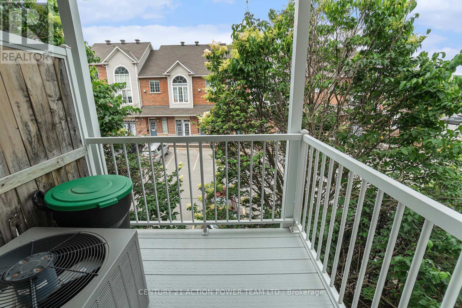 Photo 31 of 123 Gatestone Private, Ottawa ON