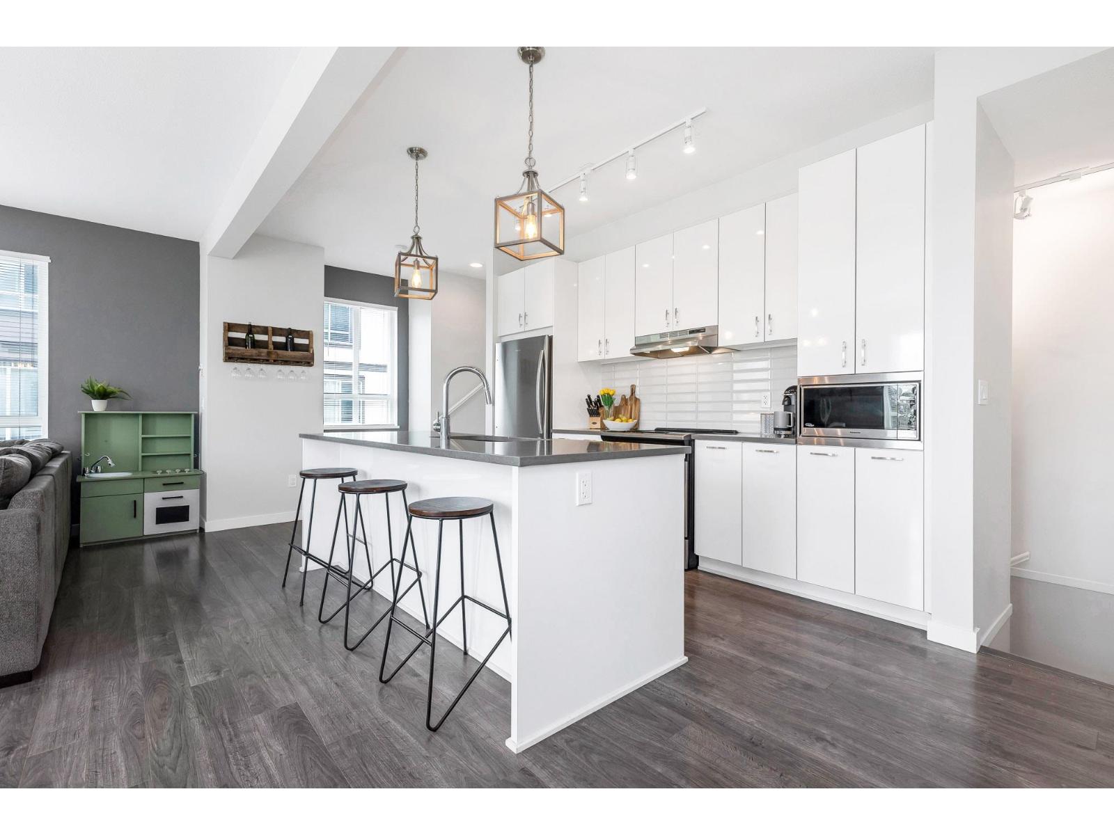 Photo 3 of 158 30930 Westridge Place, Abbotsford BC