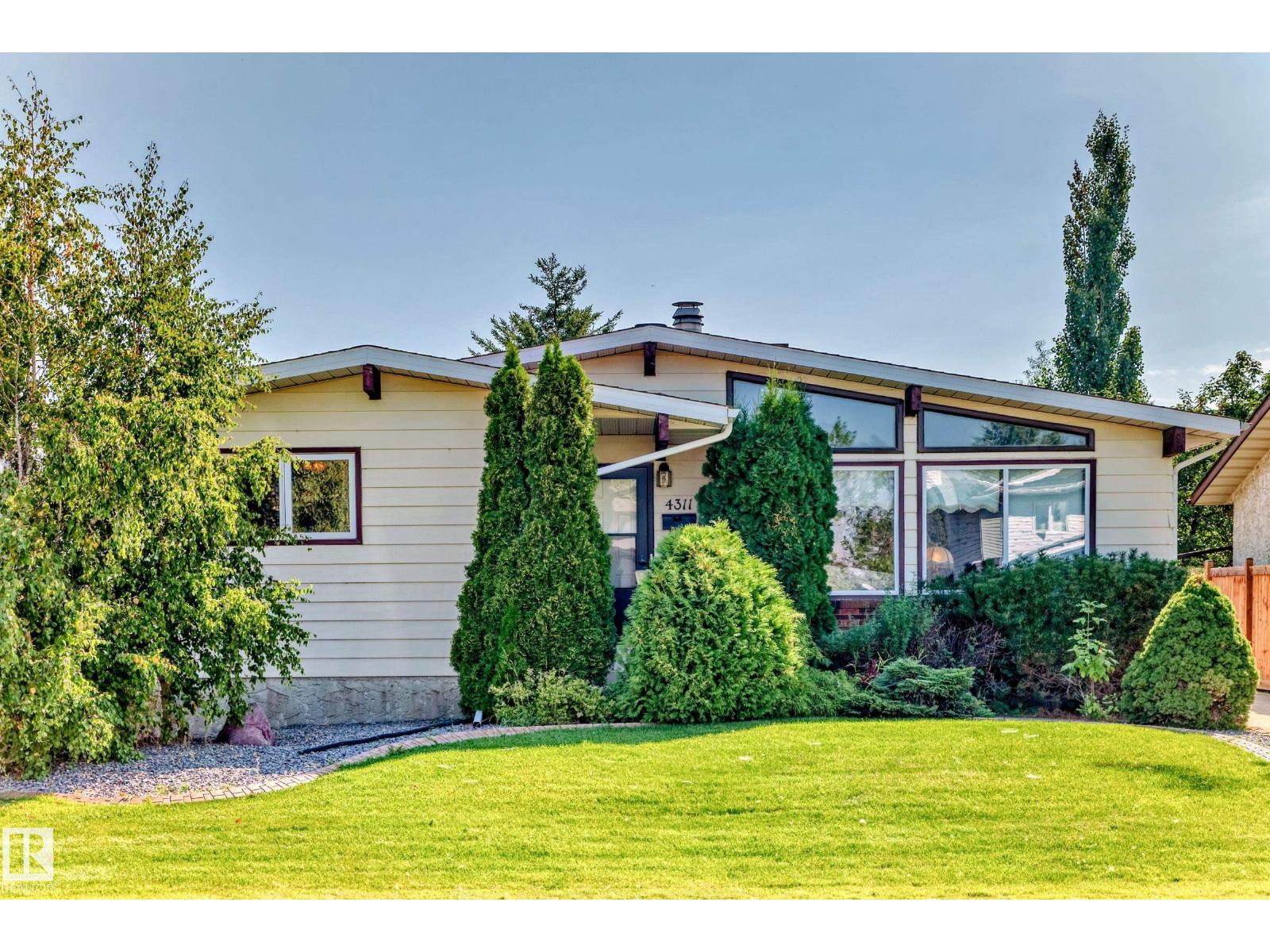 Photo 1 of 4311 40 A St, Leduc AB