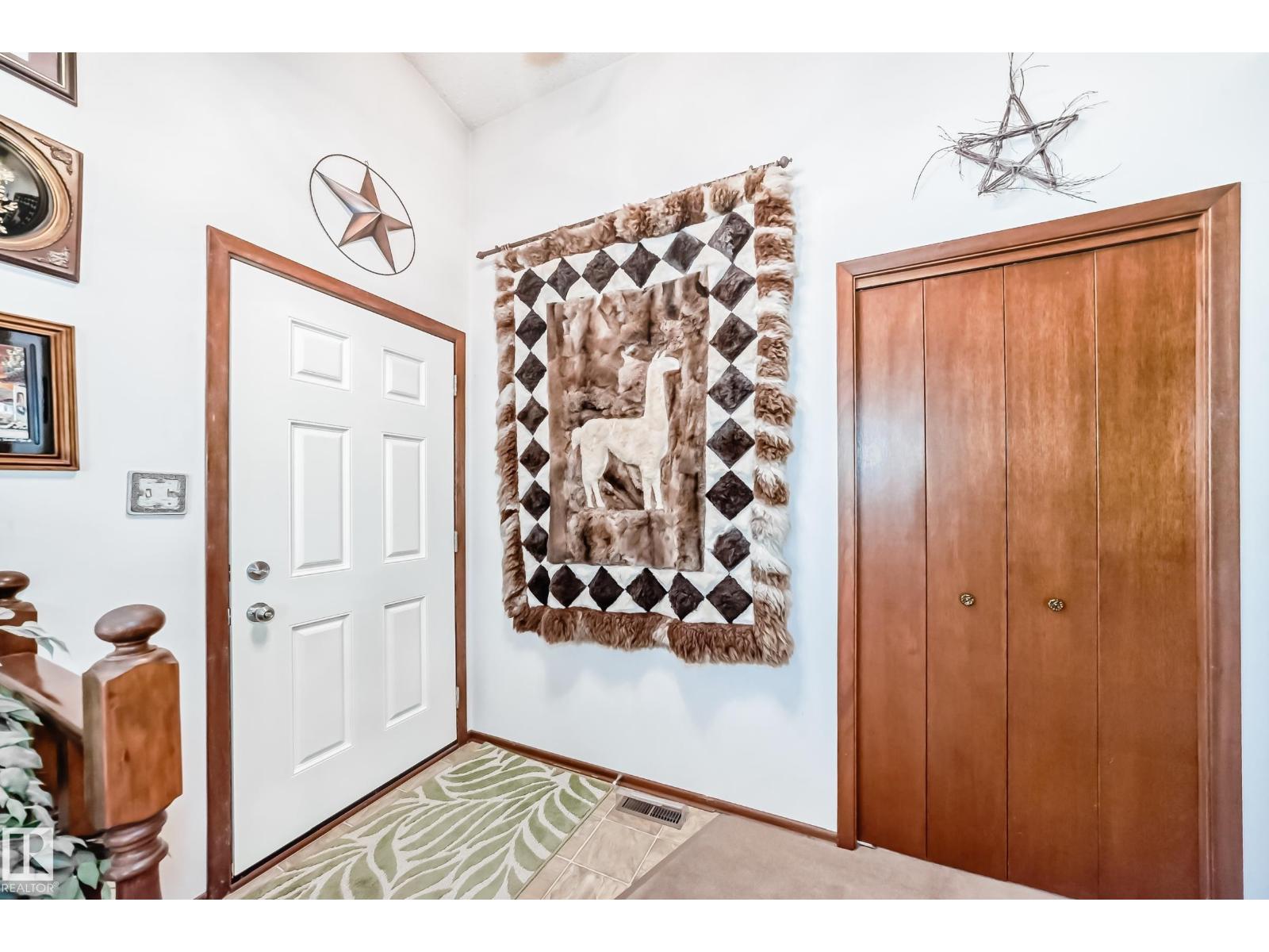 Photo 2 of 4311 40 A St, Leduc AB