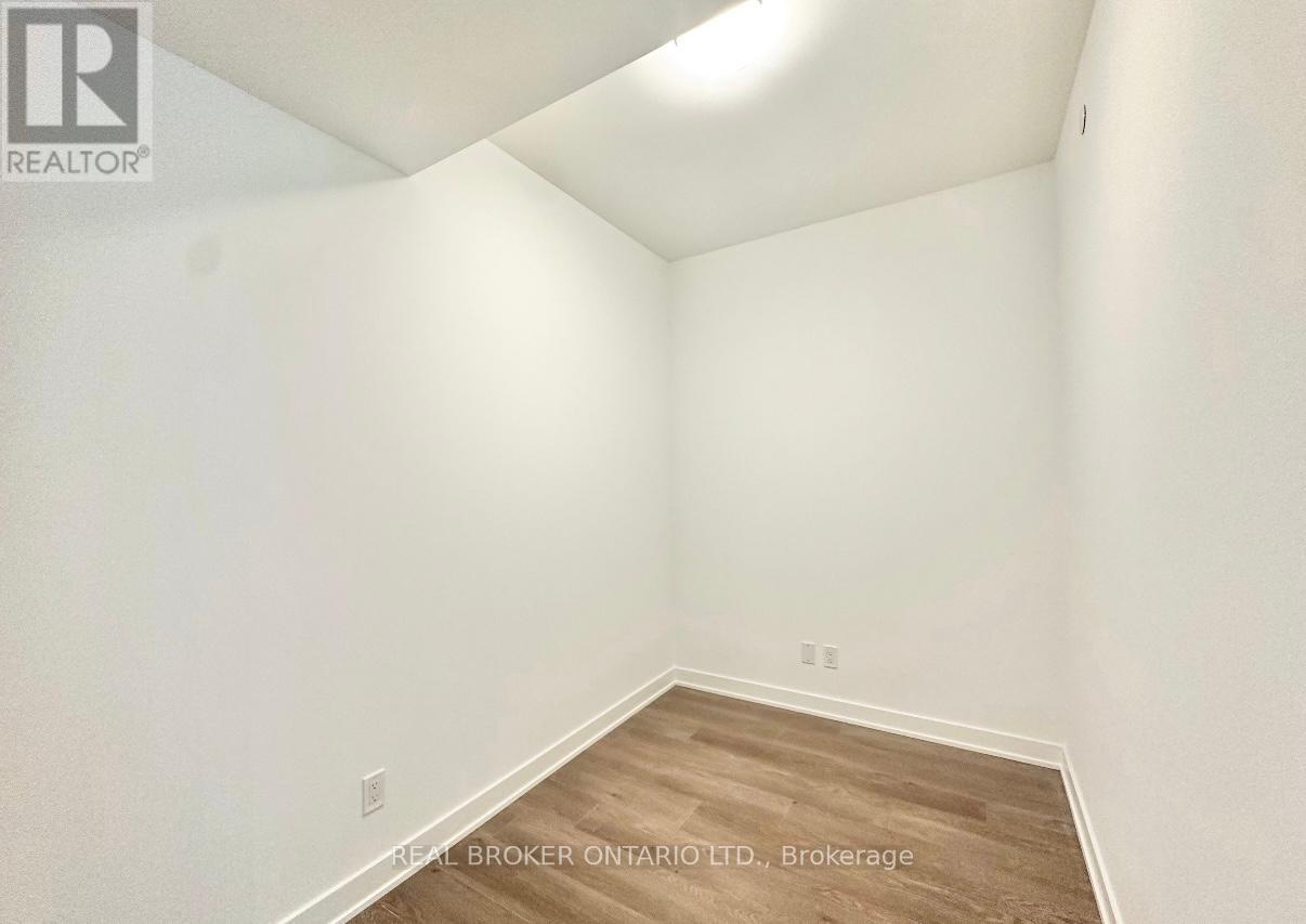 Photo 3 of 1016 543 Richmond Street W, Toronto ON