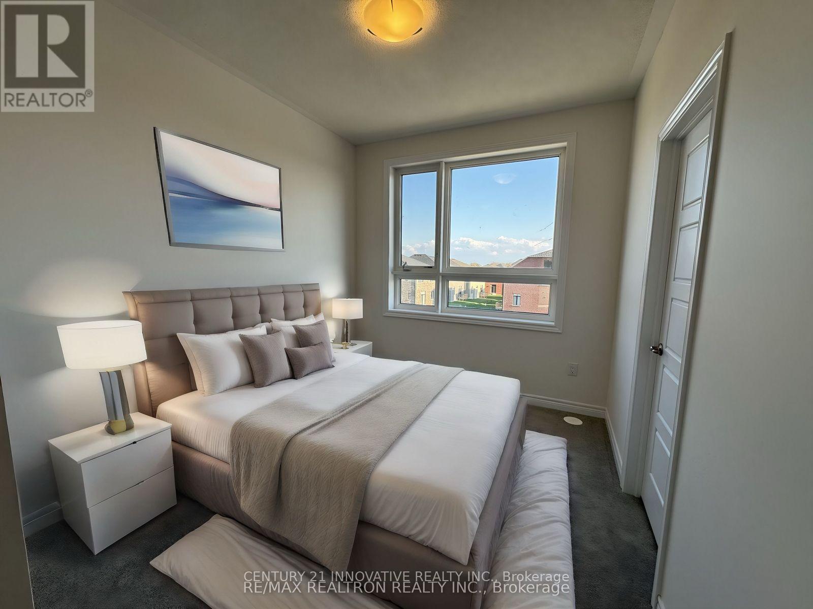 Photo 20 of 114 Robert Eaton Avenue, Markham ON