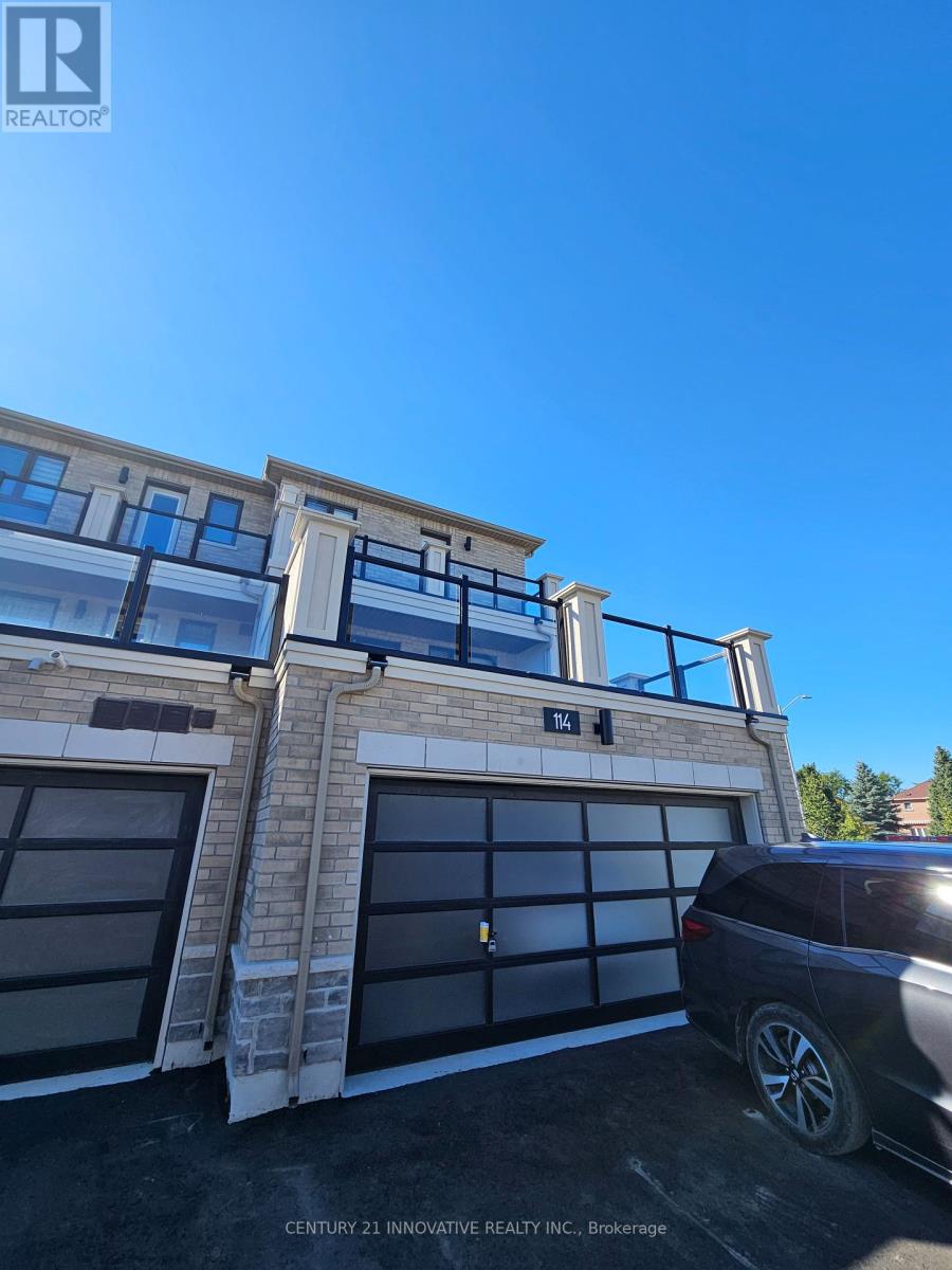 Photo 3 of 114 Robert Eaton Avenue, Markham ON