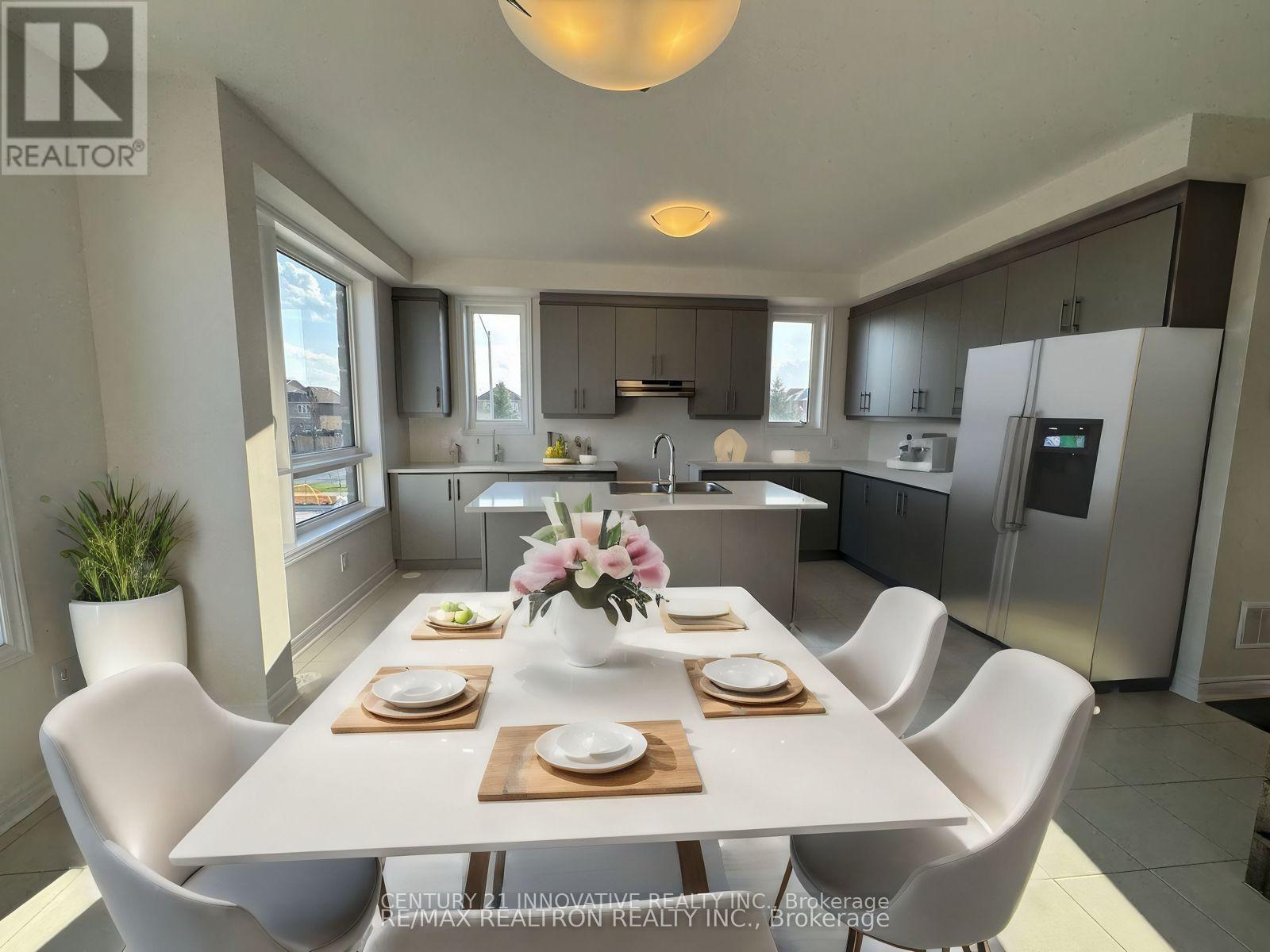 Photo 10 of 114 Robert Eaton Avenue, Markham ON