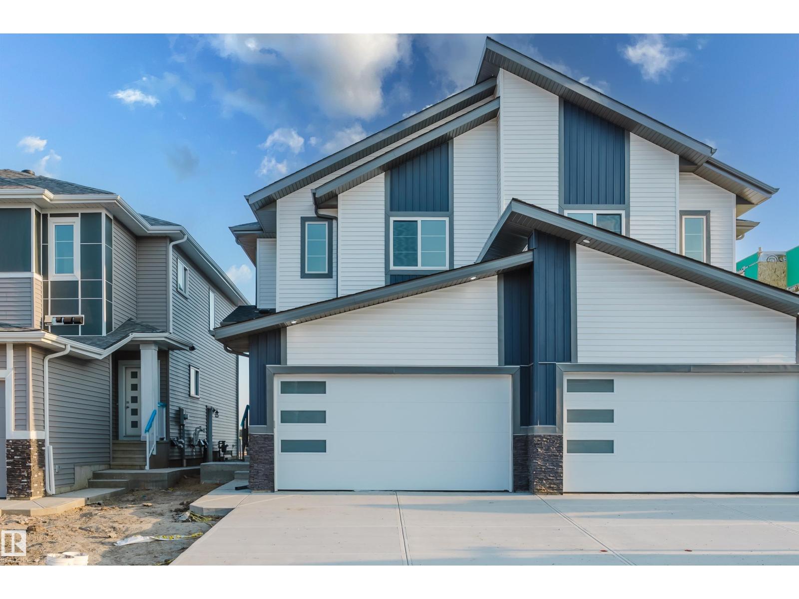 Photo 1 of 927 19 Av Nw, Edmonton AB