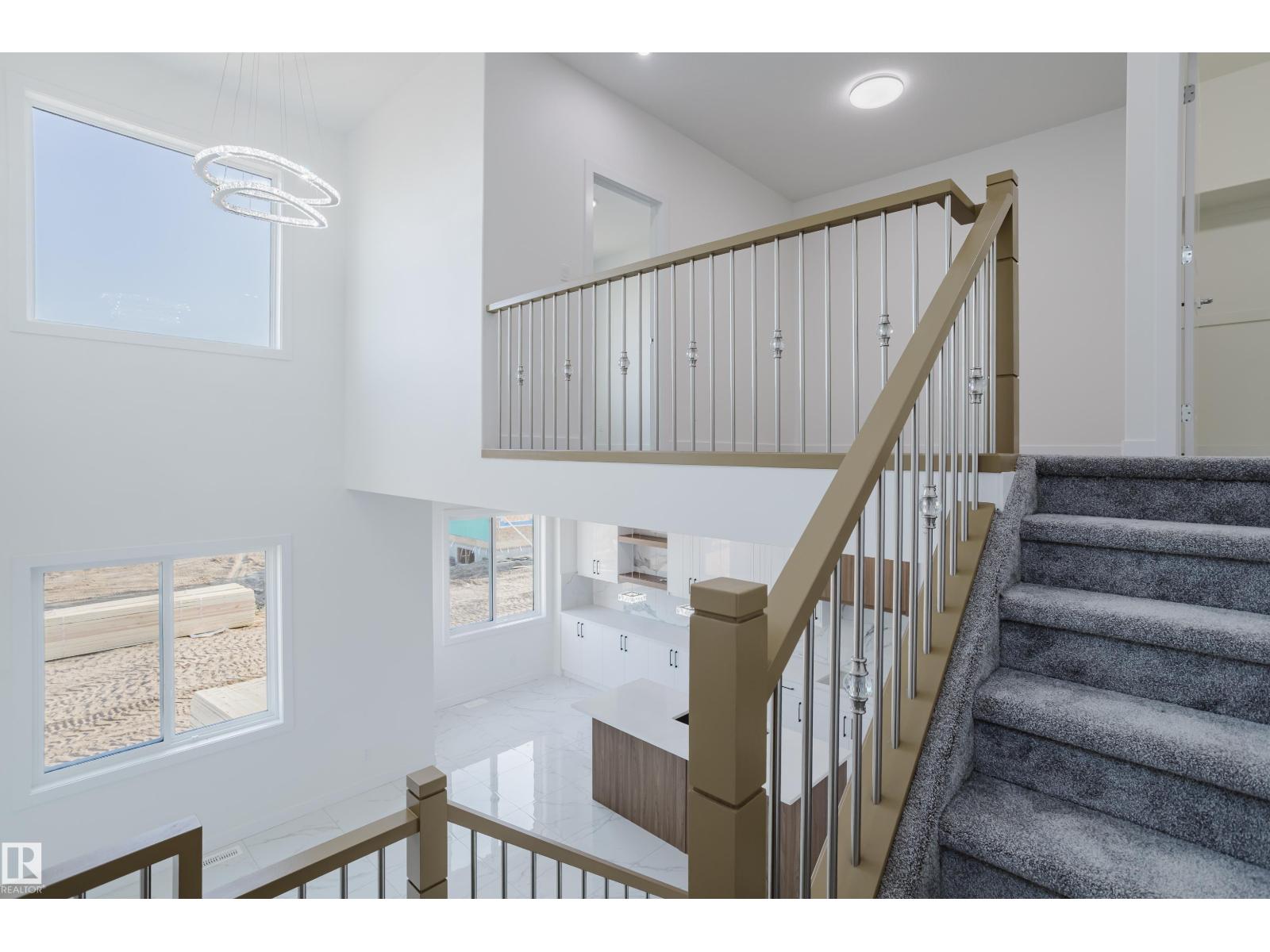 Photo 25 of 927 19 Av Nw, Edmonton AB