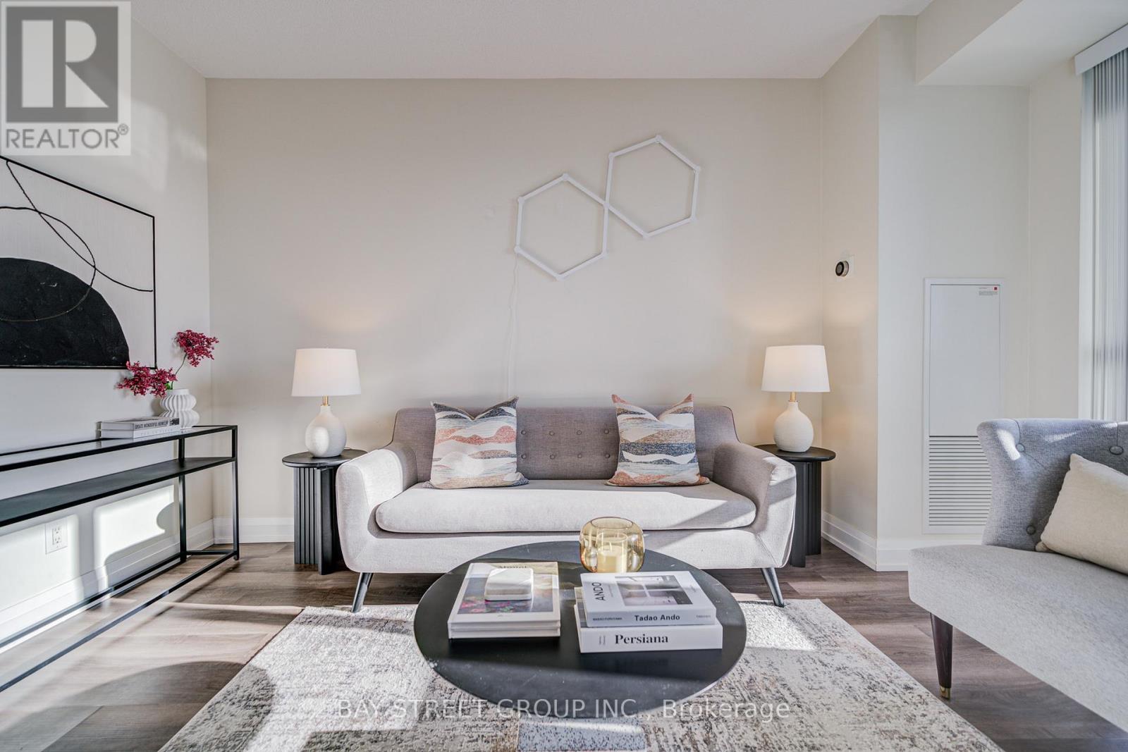 Photo 20 of 2019 5 Sheppard Avenue E, Toronto ON