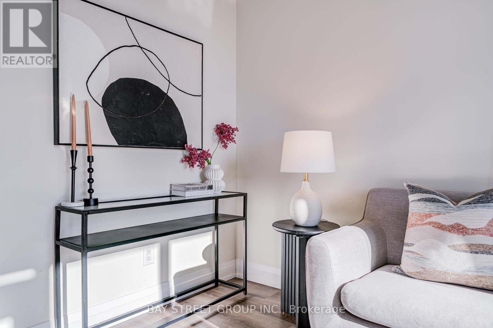Photo 23 of 2019 5 Sheppard Avenue E, Toronto ON
