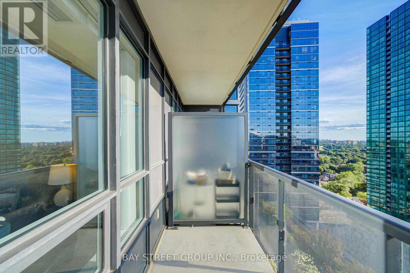 Photo 36 of 2019 5 Sheppard Avenue E, Toronto ON