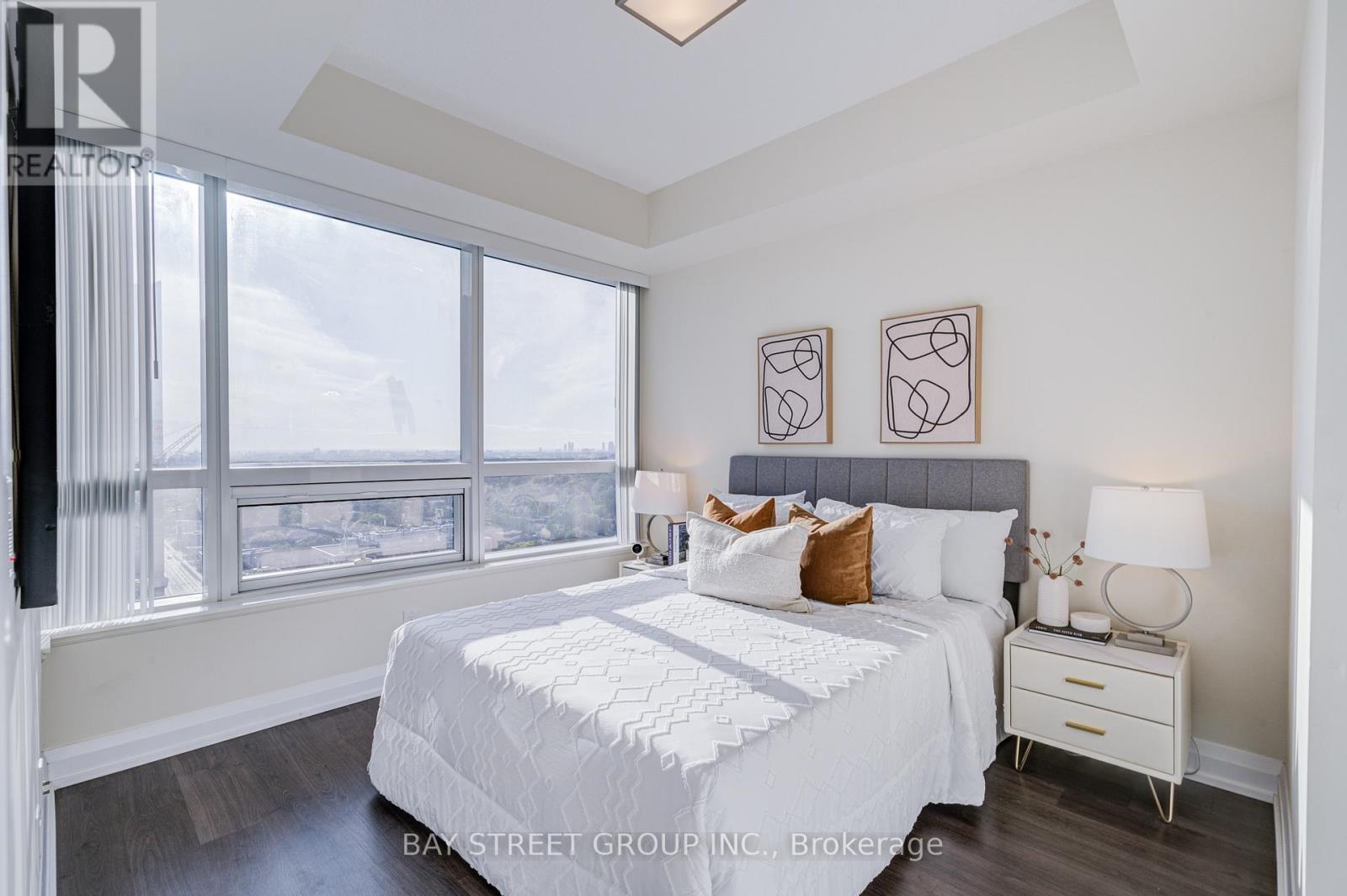 Photo 28 of 2019 5 Sheppard Avenue E, Toronto ON