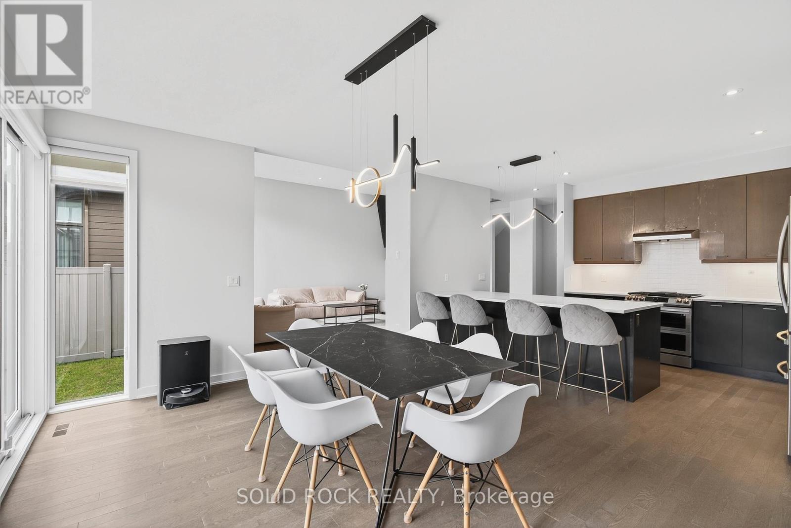 Photo 18 of 624 Odyssey Way, Ottawa ON