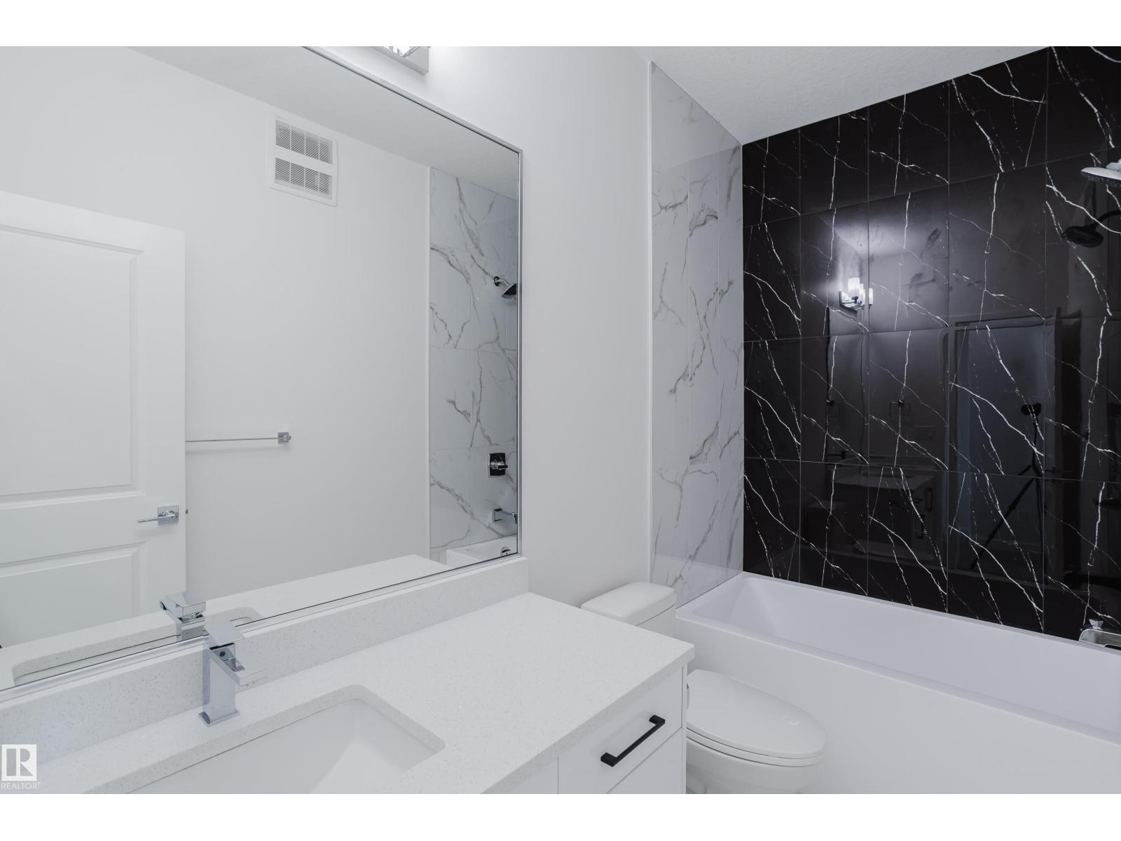 Photo 34 of 924 15 Av Nw, Edmonton AB