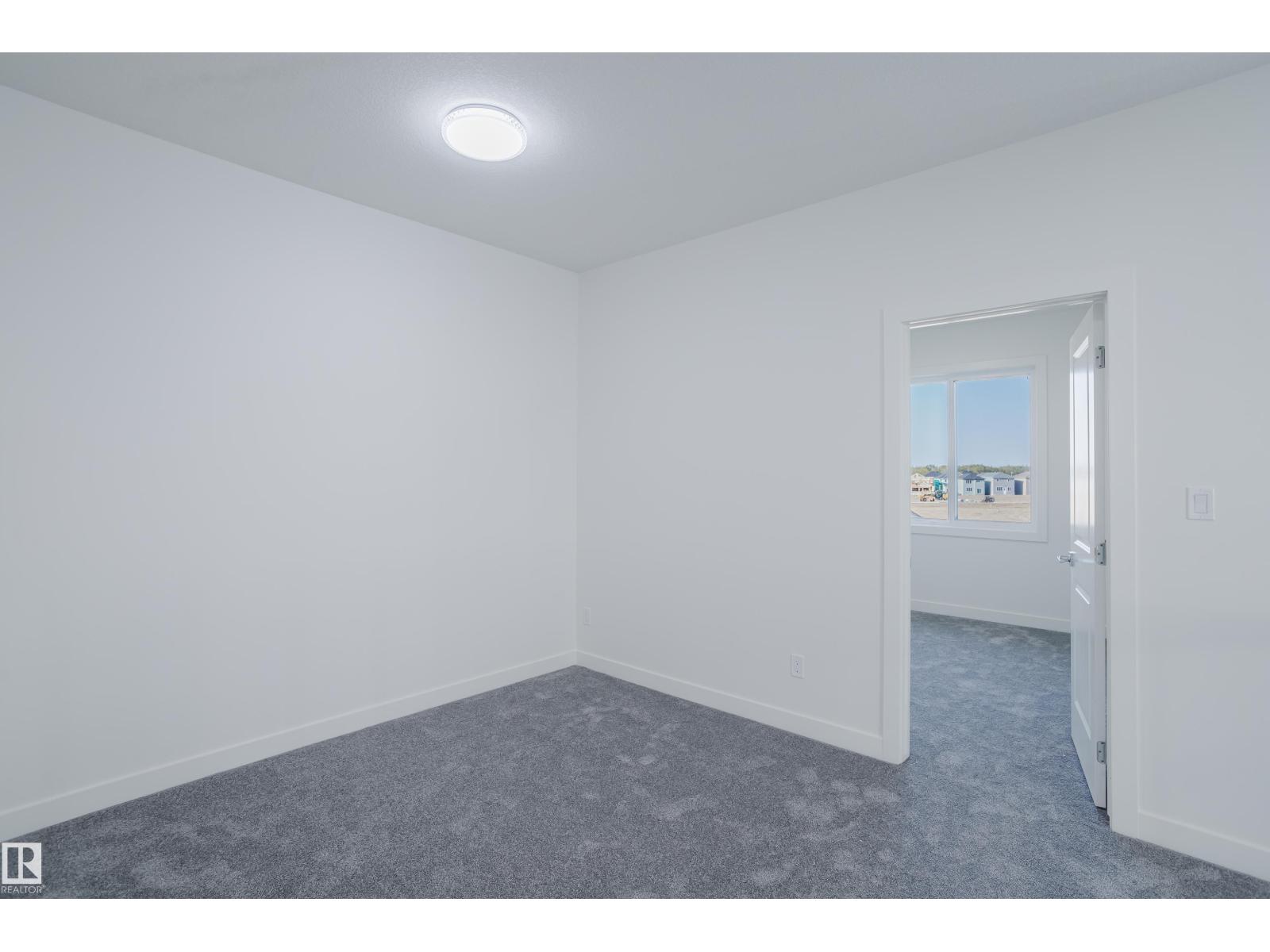 Photo 36 of 924 15 Av Nw, Edmonton AB