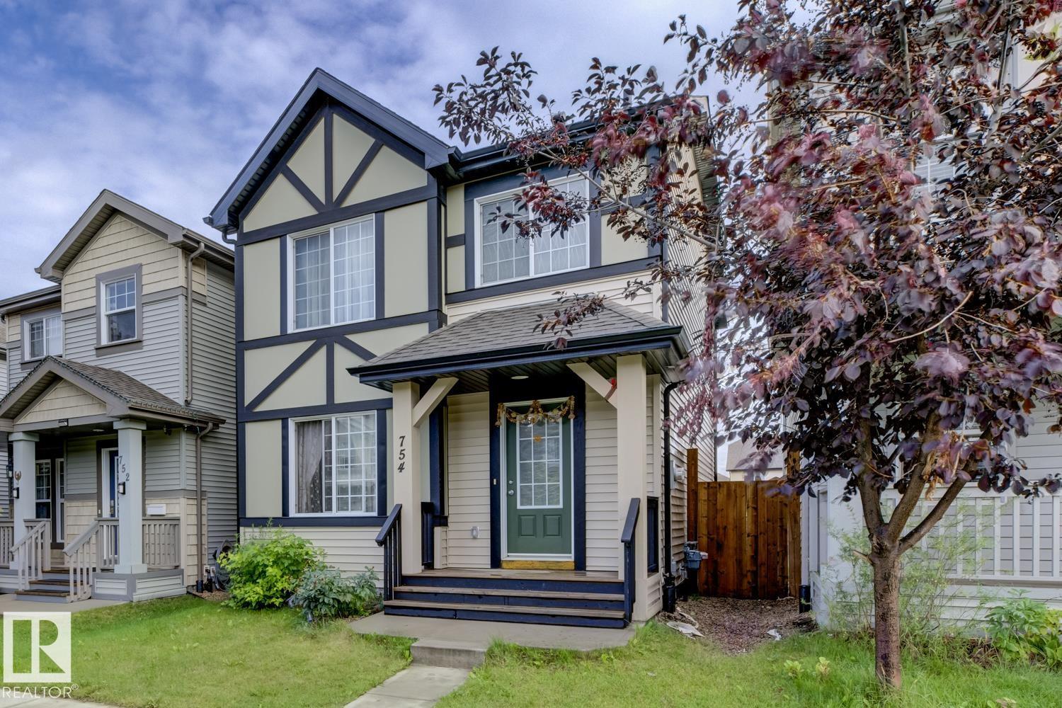Photo 1 of 754 Eagleson Cr Nw, Edmonton AB