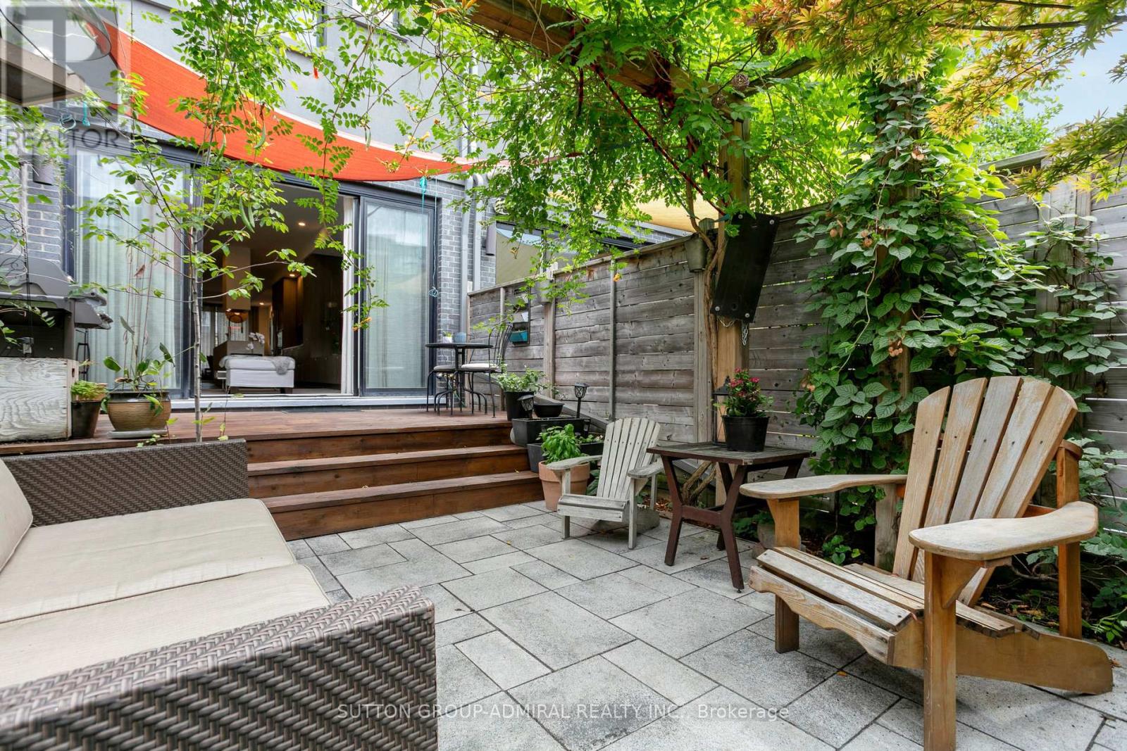 Photo 11 of 492 Shaw Street, Toronto ON