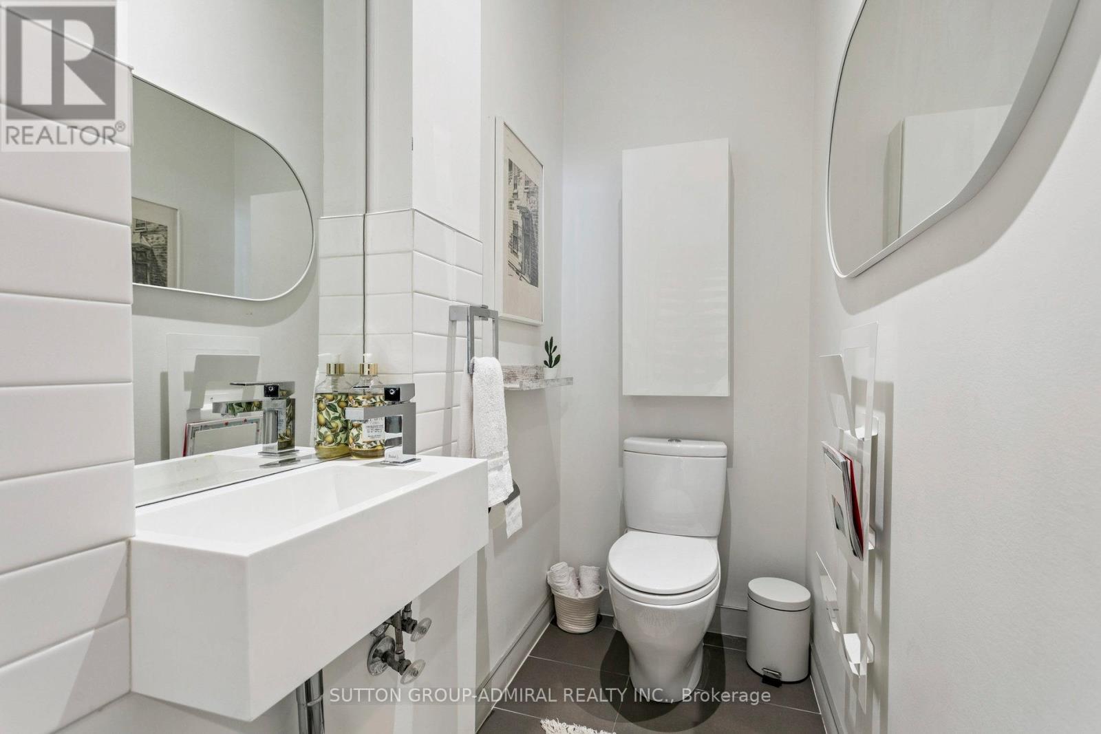 Photo 9 of 492 Shaw Street, Toronto ON