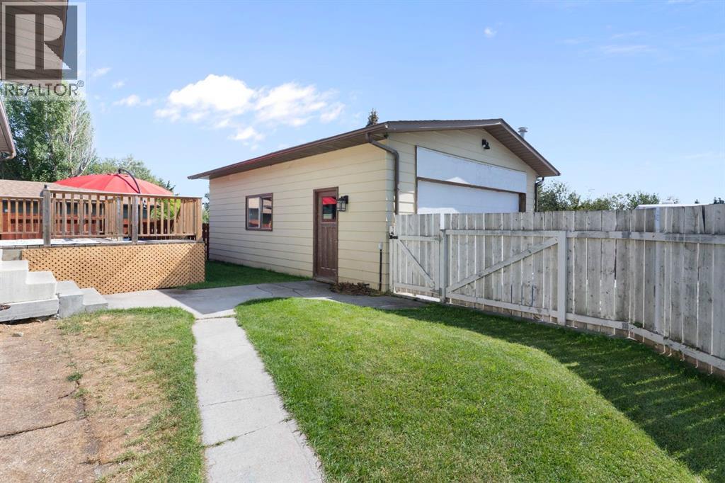 Photo 42 of 11 Glenport Road, Cochrane AB