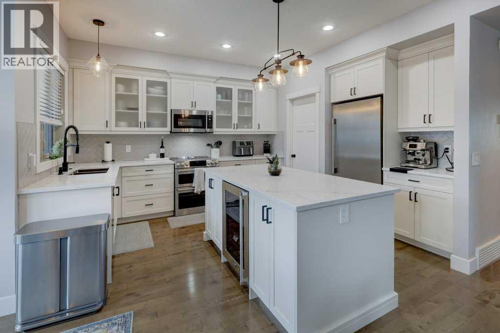 Photo 9 of 1138 Coopers Drive Sw, Airdrie AB