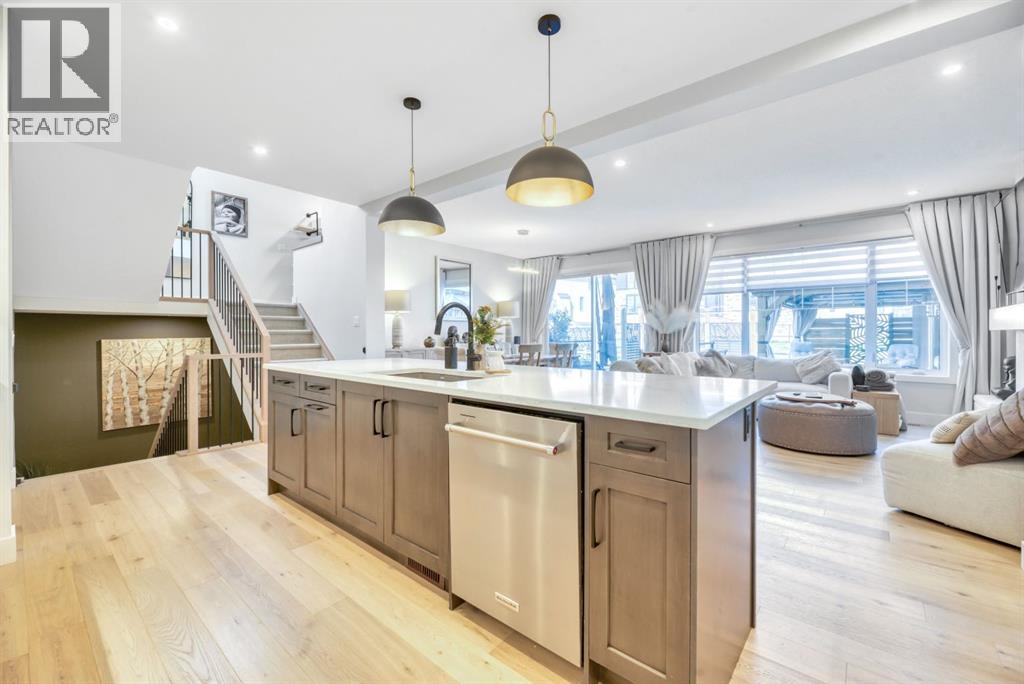 Photo 8 of 252 Marina Grove Se, Calgary AB