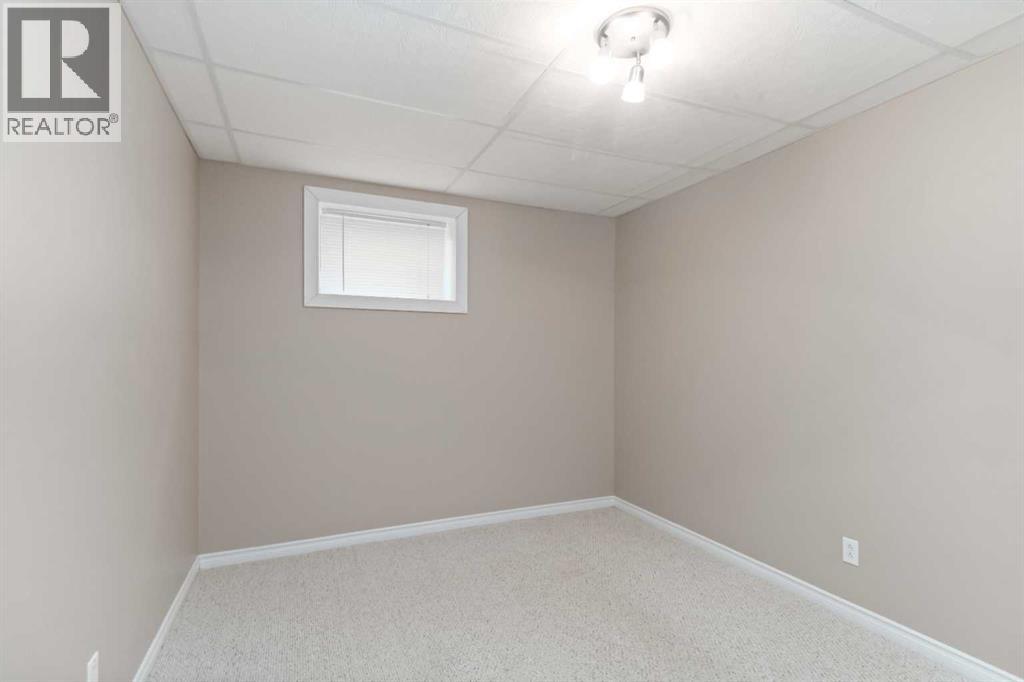 Photo 28 of 141 Ocoffey Crescent, Fort Mcmurray AB