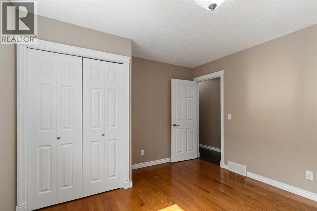 Photo 15 of 141 Ocoffey Crescent, Fort Mcmurray AB