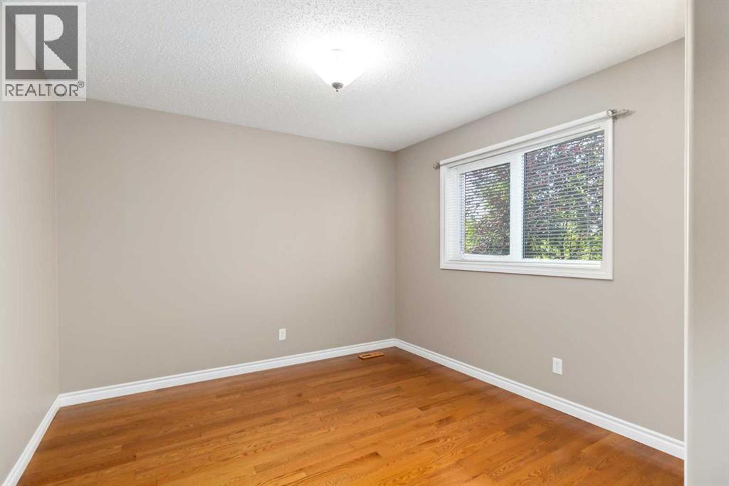 Photo 23 of 141 Ocoffey Crescent, Fort Mcmurray AB