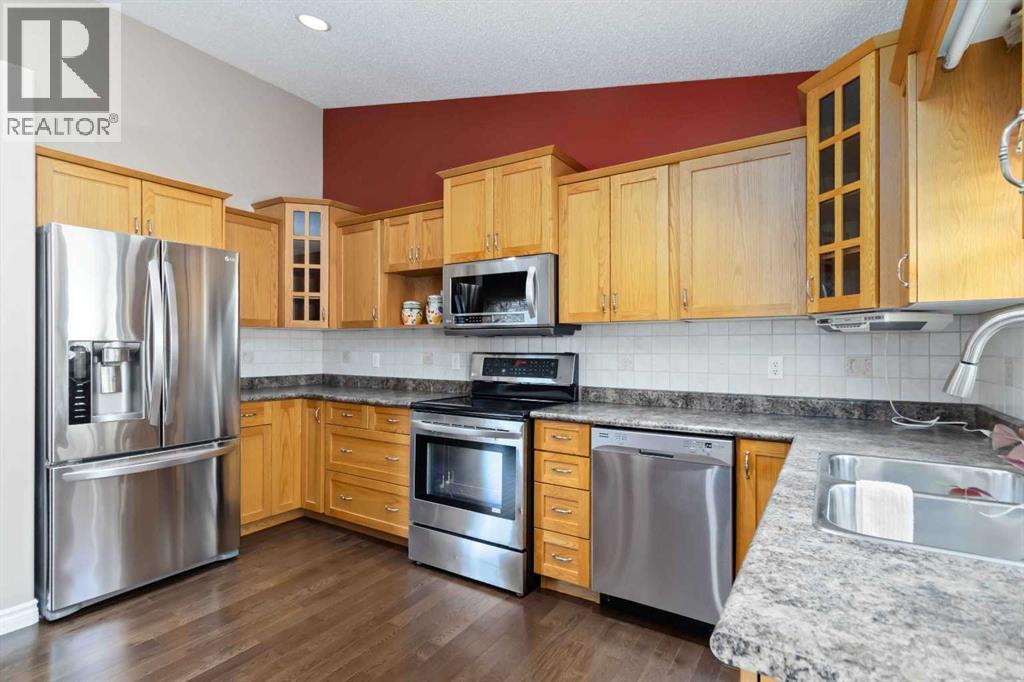 Photo 12 of 141 Ocoffey Crescent, Fort Mcmurray AB