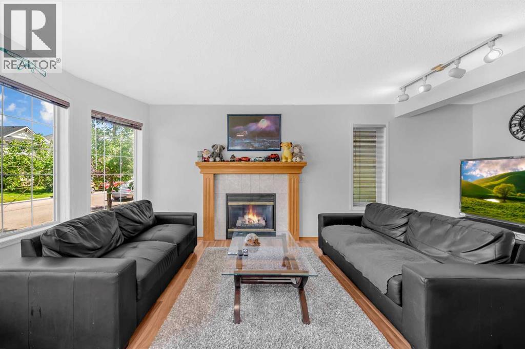 Photo 3 of 148 Tarington Park Ne, Calgary AB