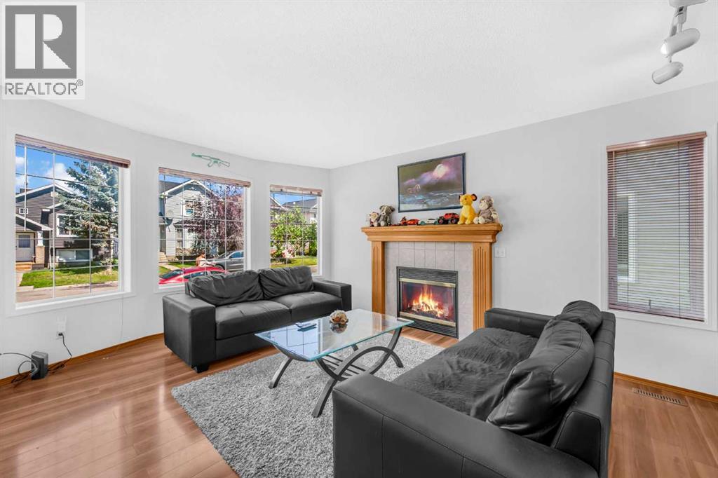 Photo 5 of 148 Tarington Park Ne, Calgary AB