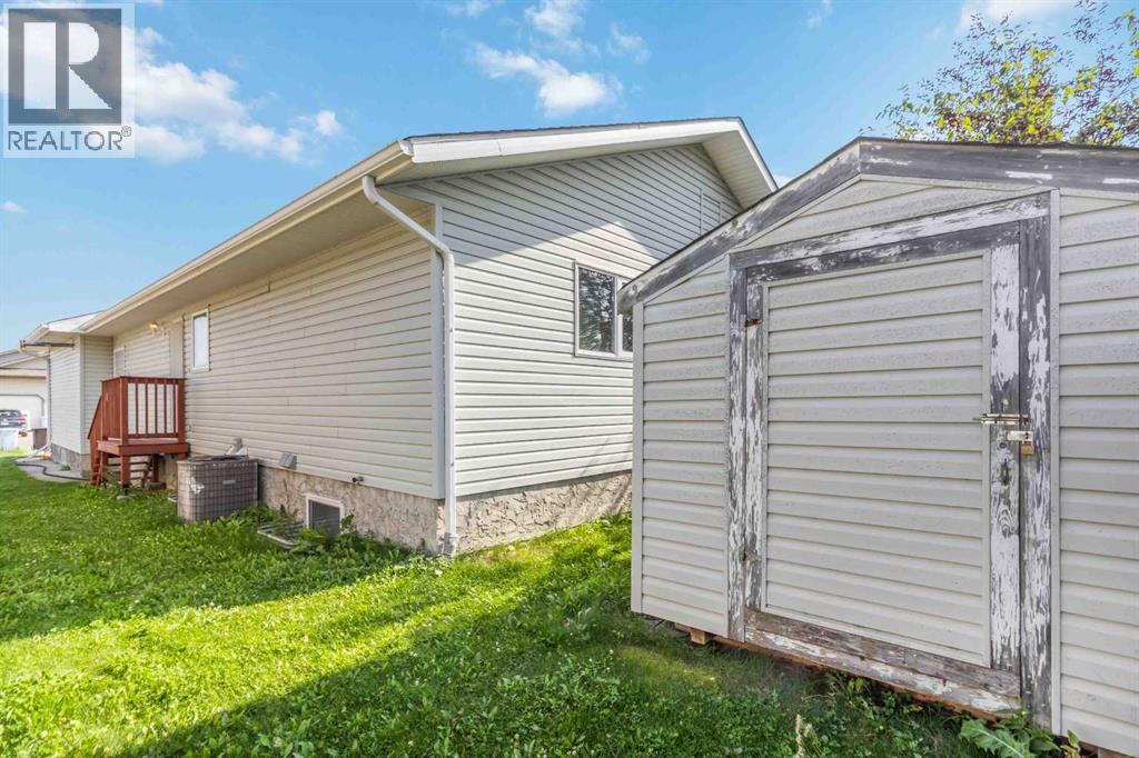 Photo 41 of 141 Ocoffey Crescent, Fort Mcmurray AB