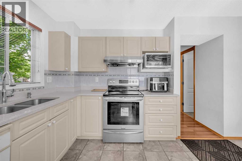Photo 12 of 148 Tarington Park Ne, Calgary AB