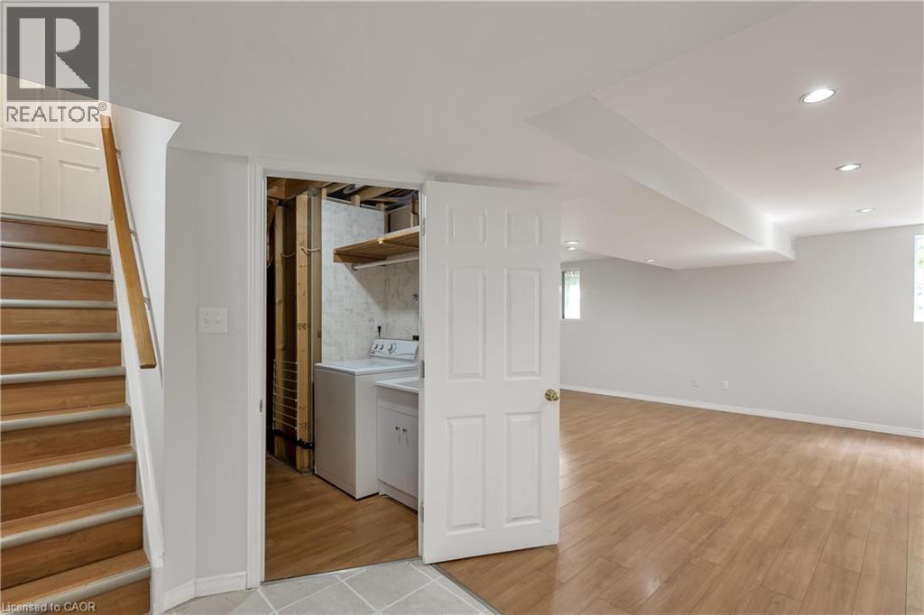 Photo 25 of 205 Holbeach Crescent, Waterloo ON
