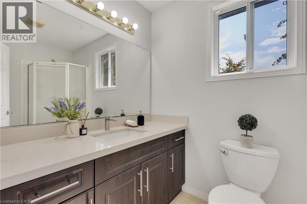 Photo 21 of 205 Holbeach Crescent, Waterloo ON