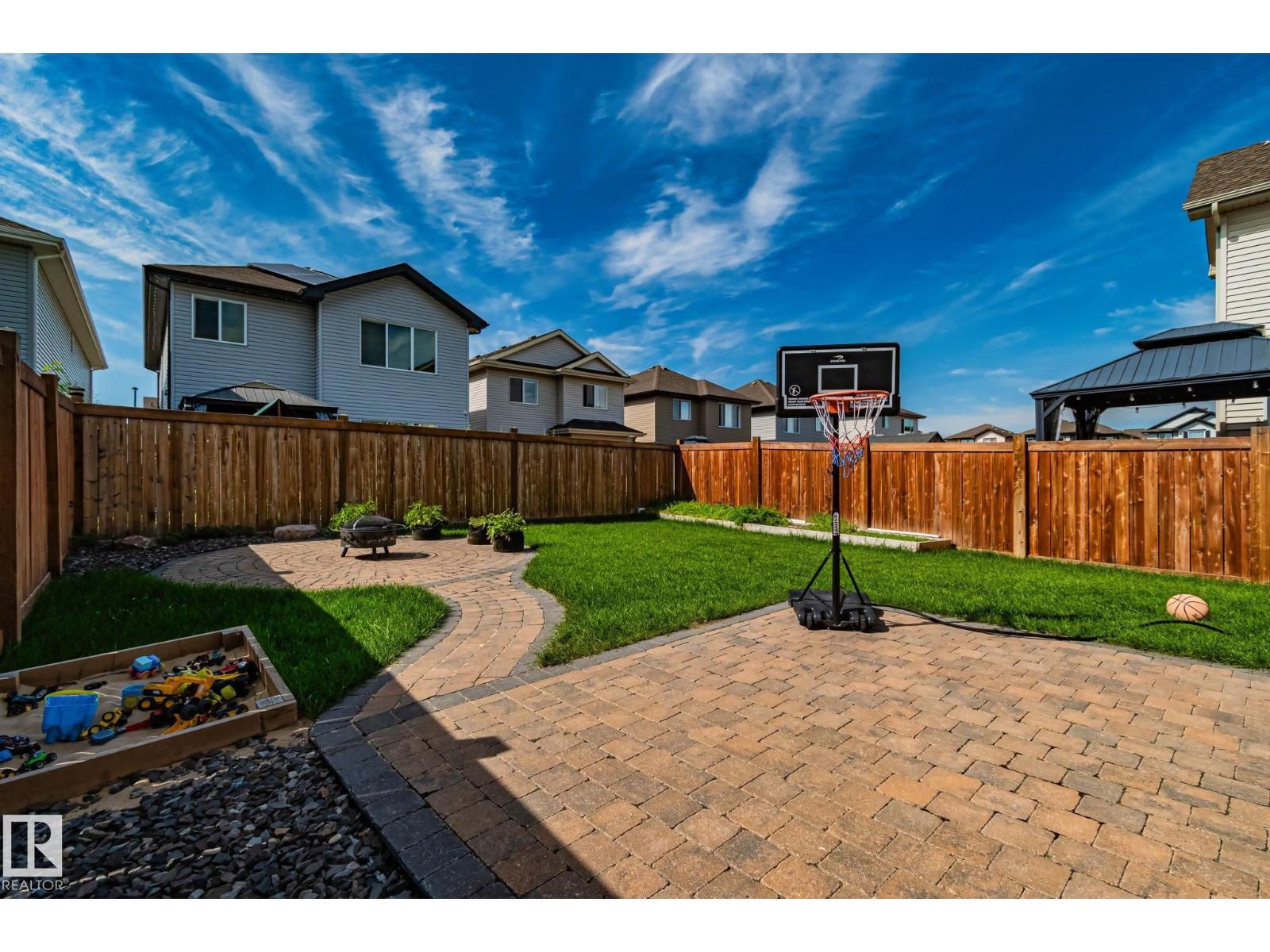 Photo 31 of 1436 29 Street Nw, Edmonton AB