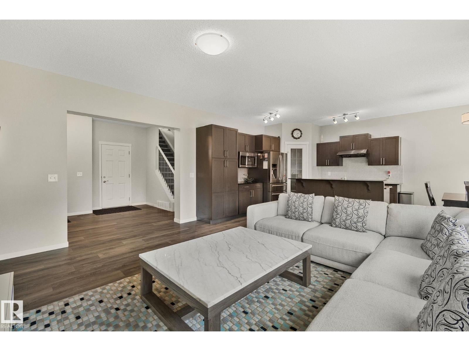 Photo 5 of 1436 29 Street Nw, Edmonton AB