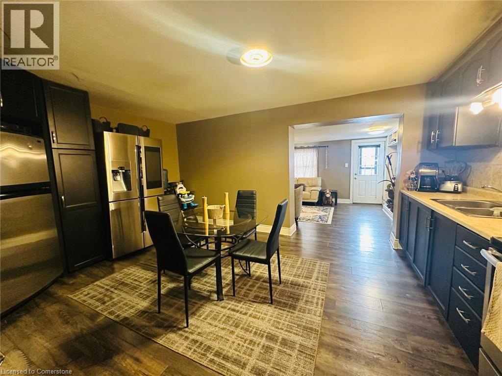 Photo 12 of 4989 King Street, Lincoln ON