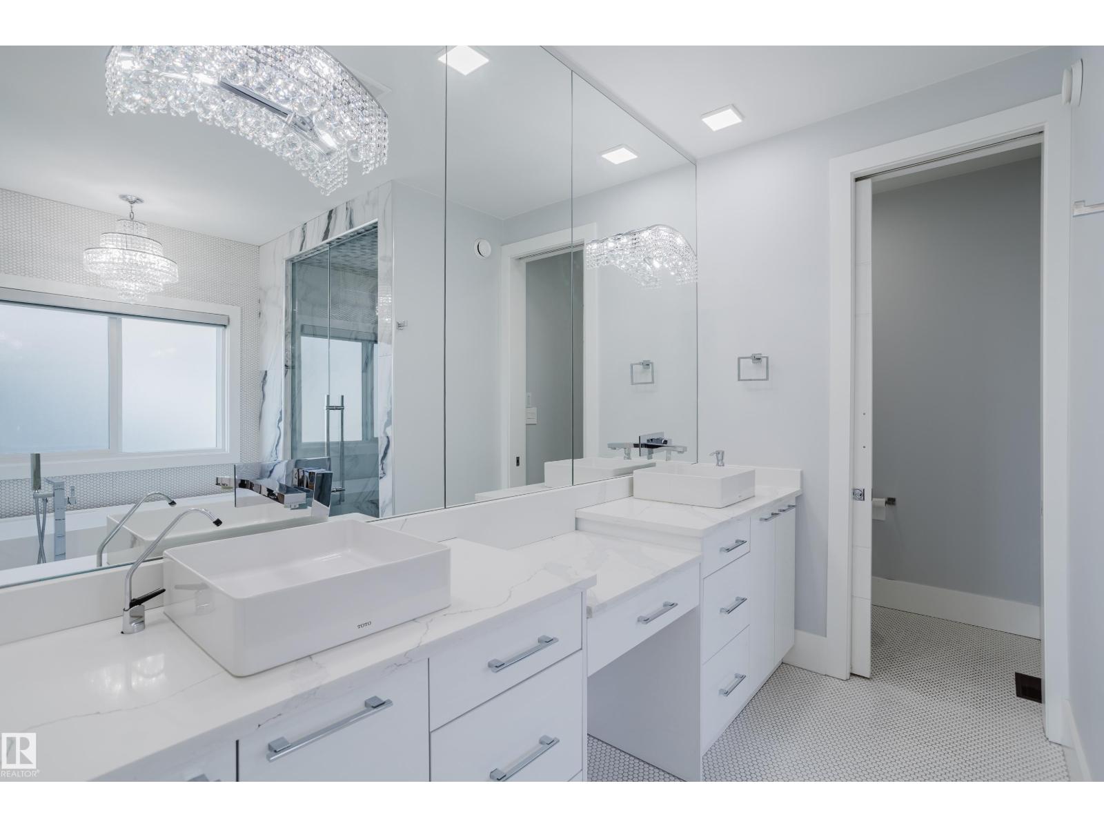 Photo 31 of 1440 25 St Nw, Edmonton AB