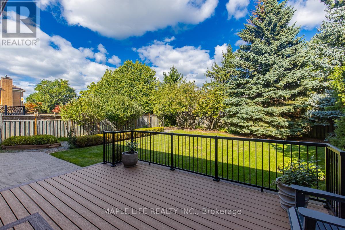 Photo 22 of 1 Elderwood Drive, Richmond Hill ON