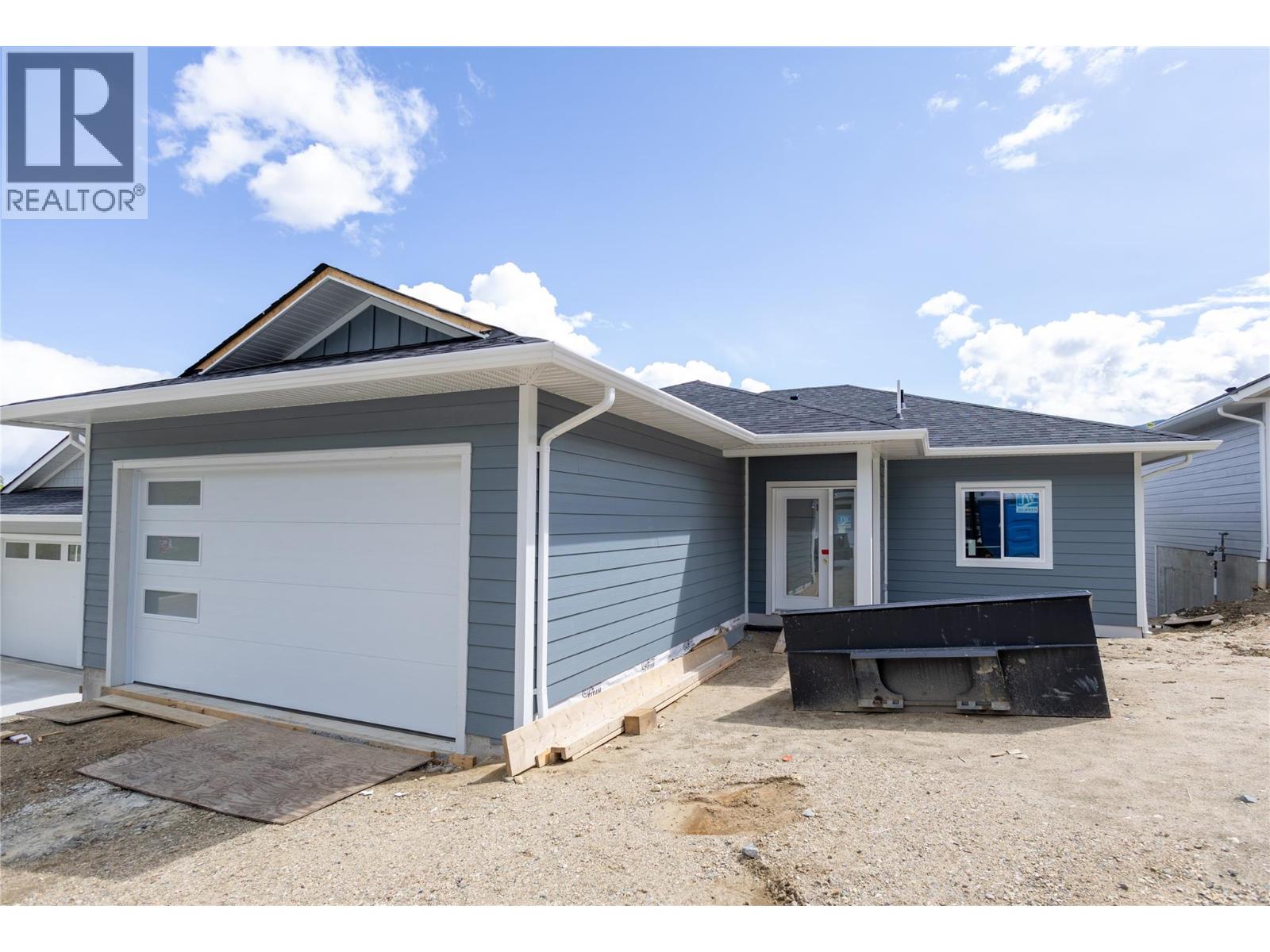 806 Cliff Avenue Unit# 102, Enderby