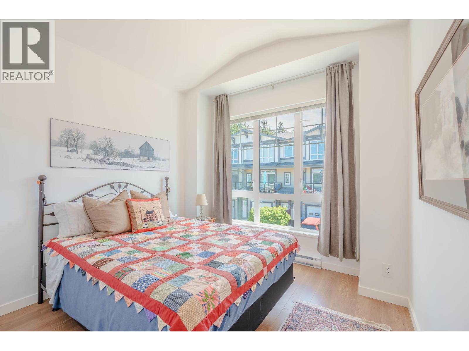 5978 BEACHGATE LANE, Sechelt