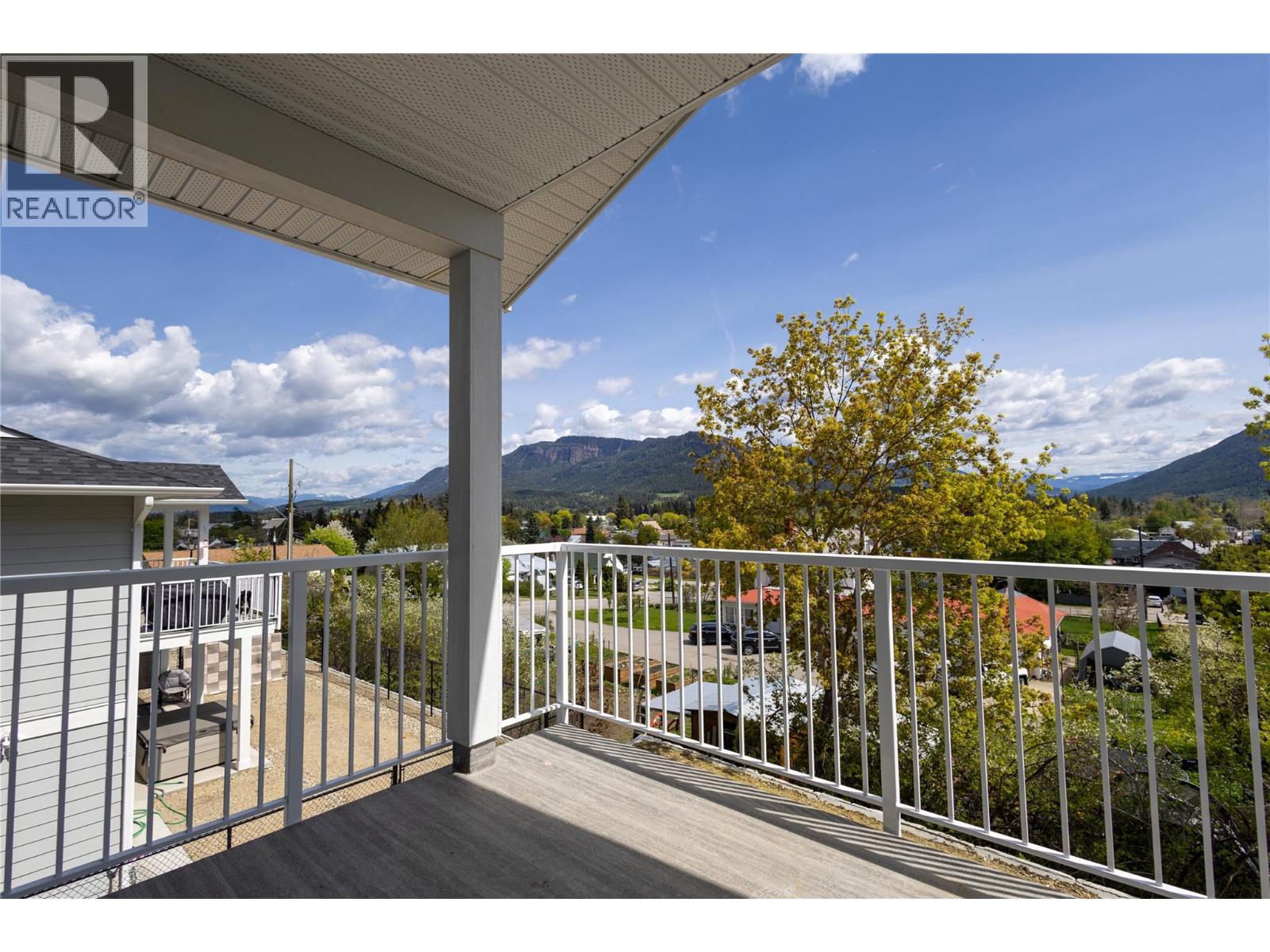 806 Cliff Avenue Unit# 103, Enderby