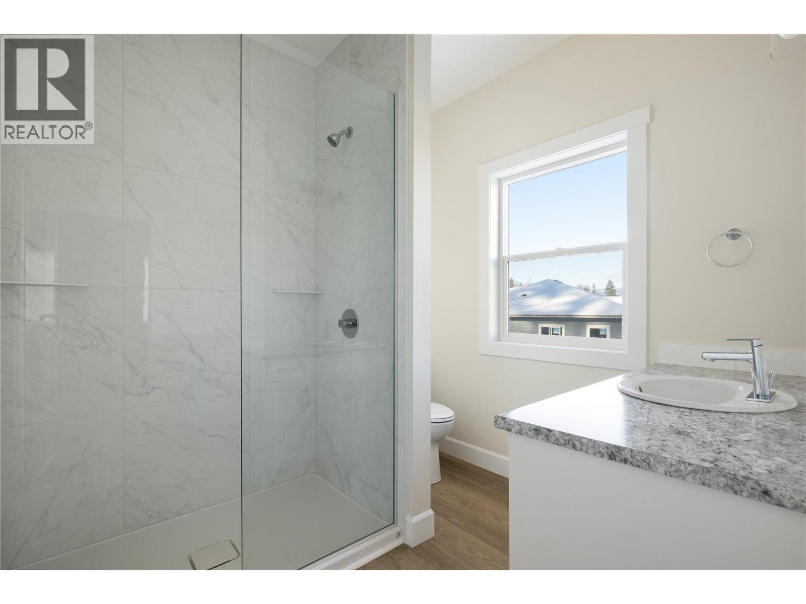 806 Cliff Avenue Unit# 103, Enderby