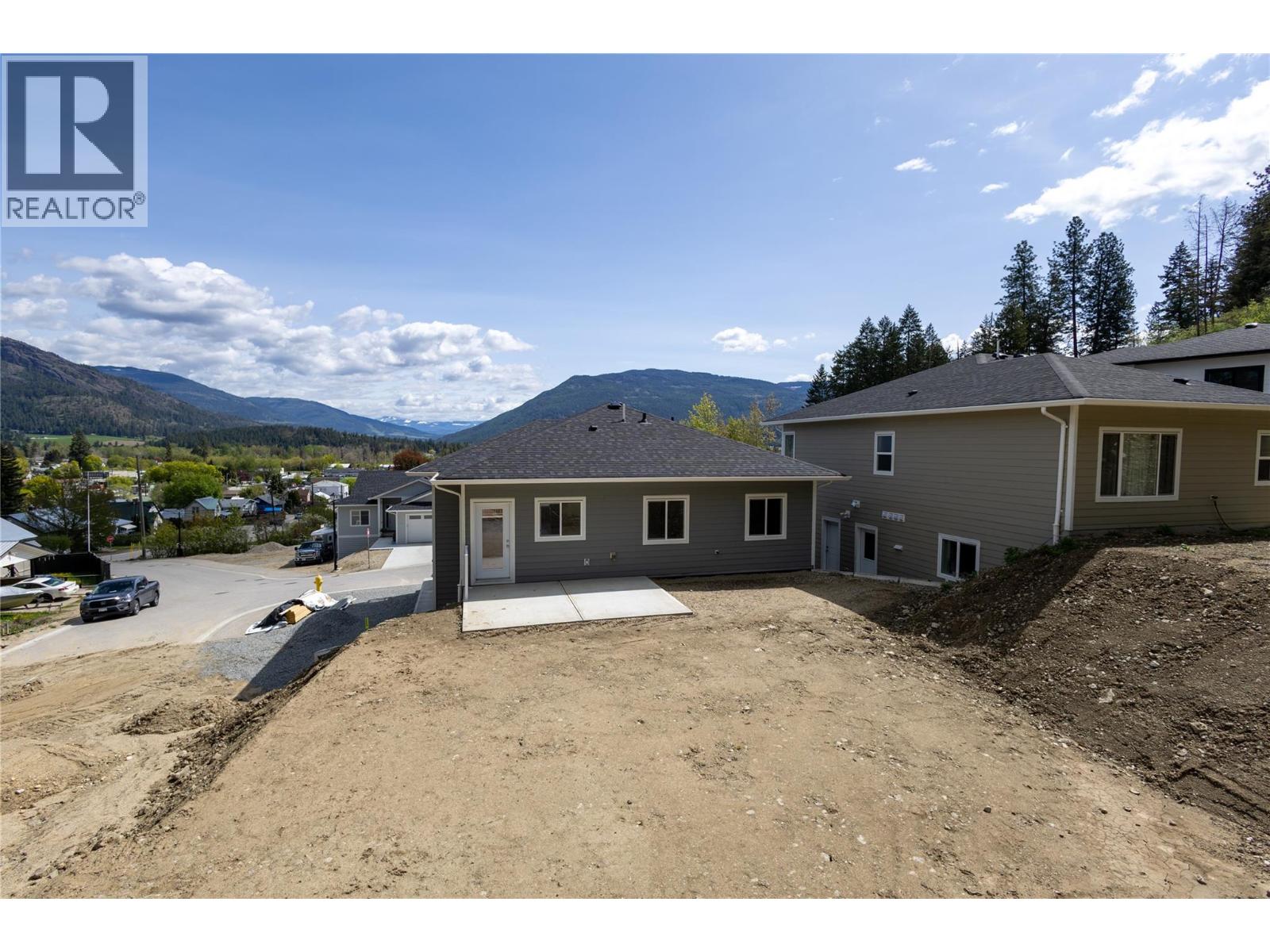 Photo 9 of 806 Cliff Avenue Unit 109, Enderby BC