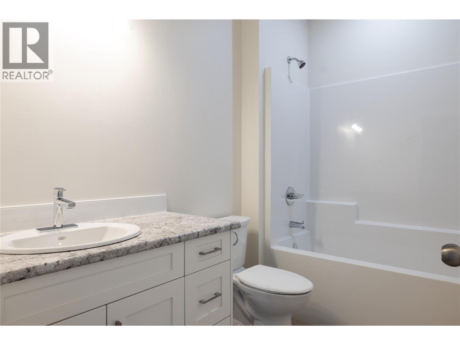 Photo 24 of 806 Cliff Avenue Unit 109, Enderby BC