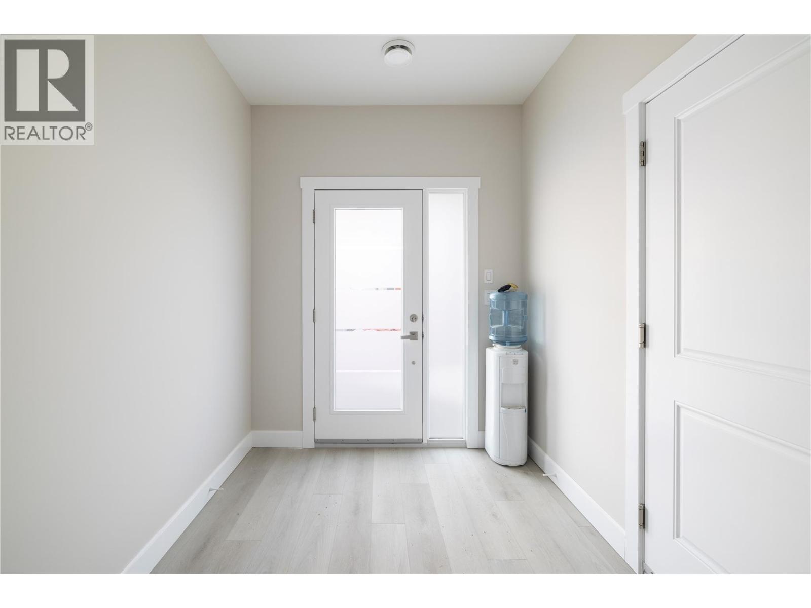 Photo 12 of 806 Cliff Avenue Unit 109, Enderby BC
