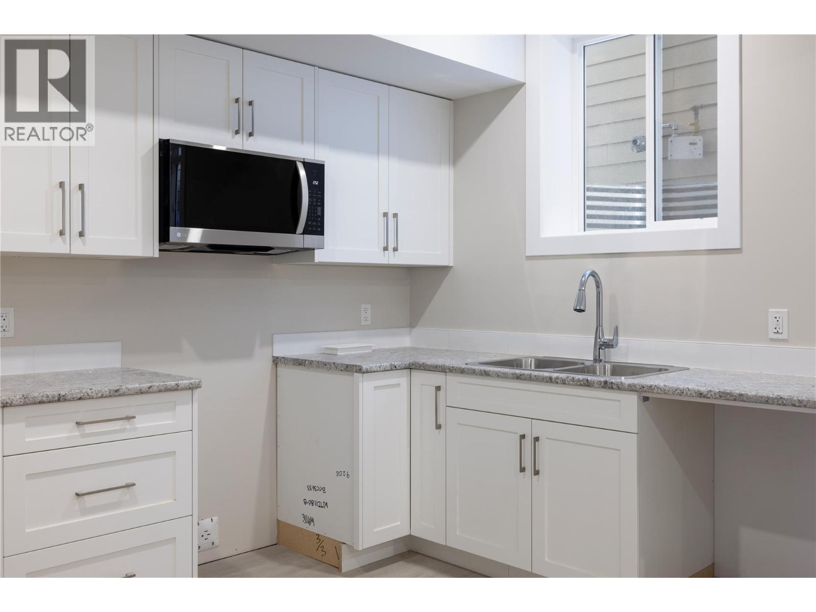 Photo 35 of 806 Cliff Avenue Unit 109, Enderby BC