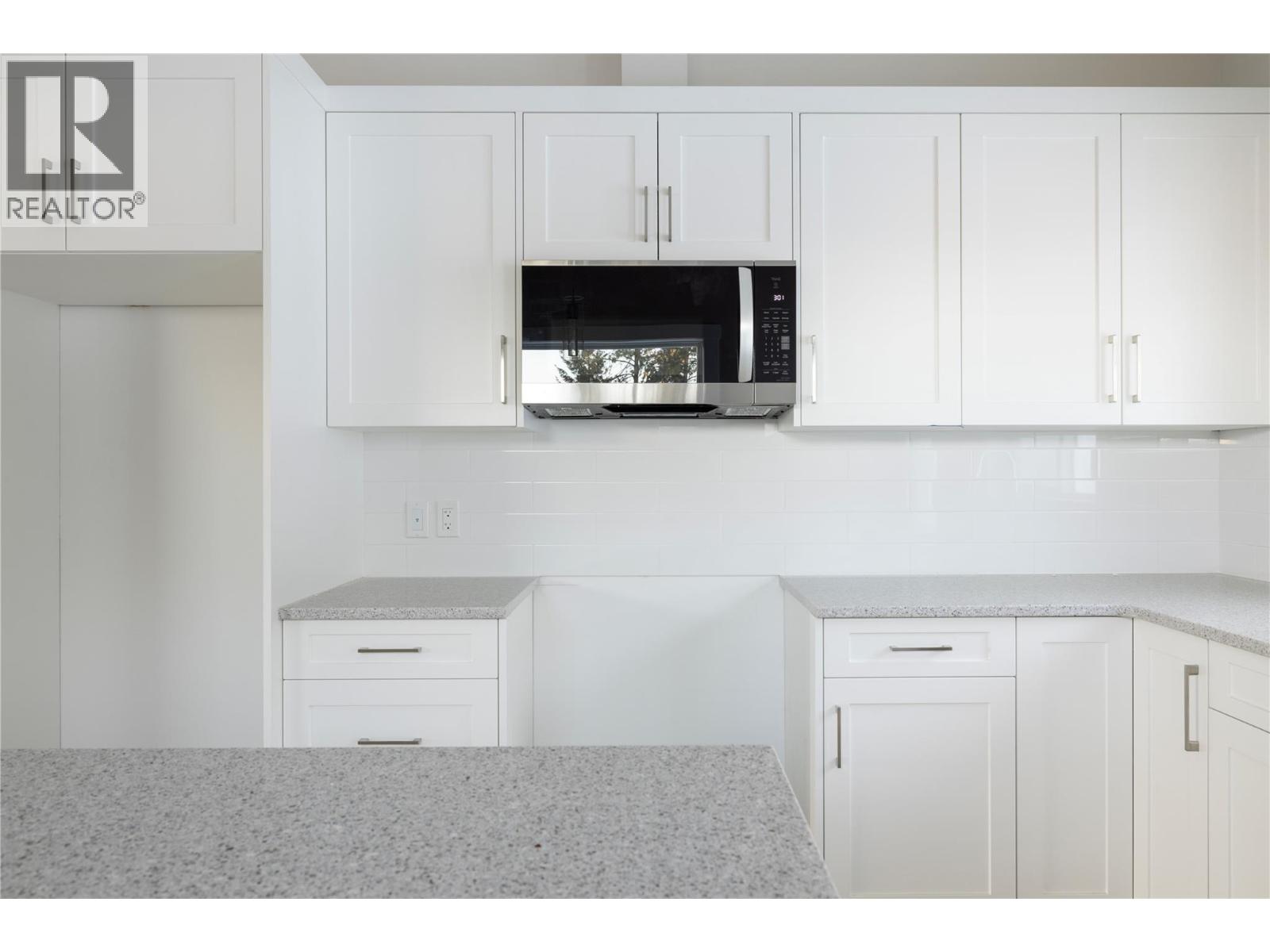 Photo 15 of 806 Cliff Avenue Unit 109, Enderby BC