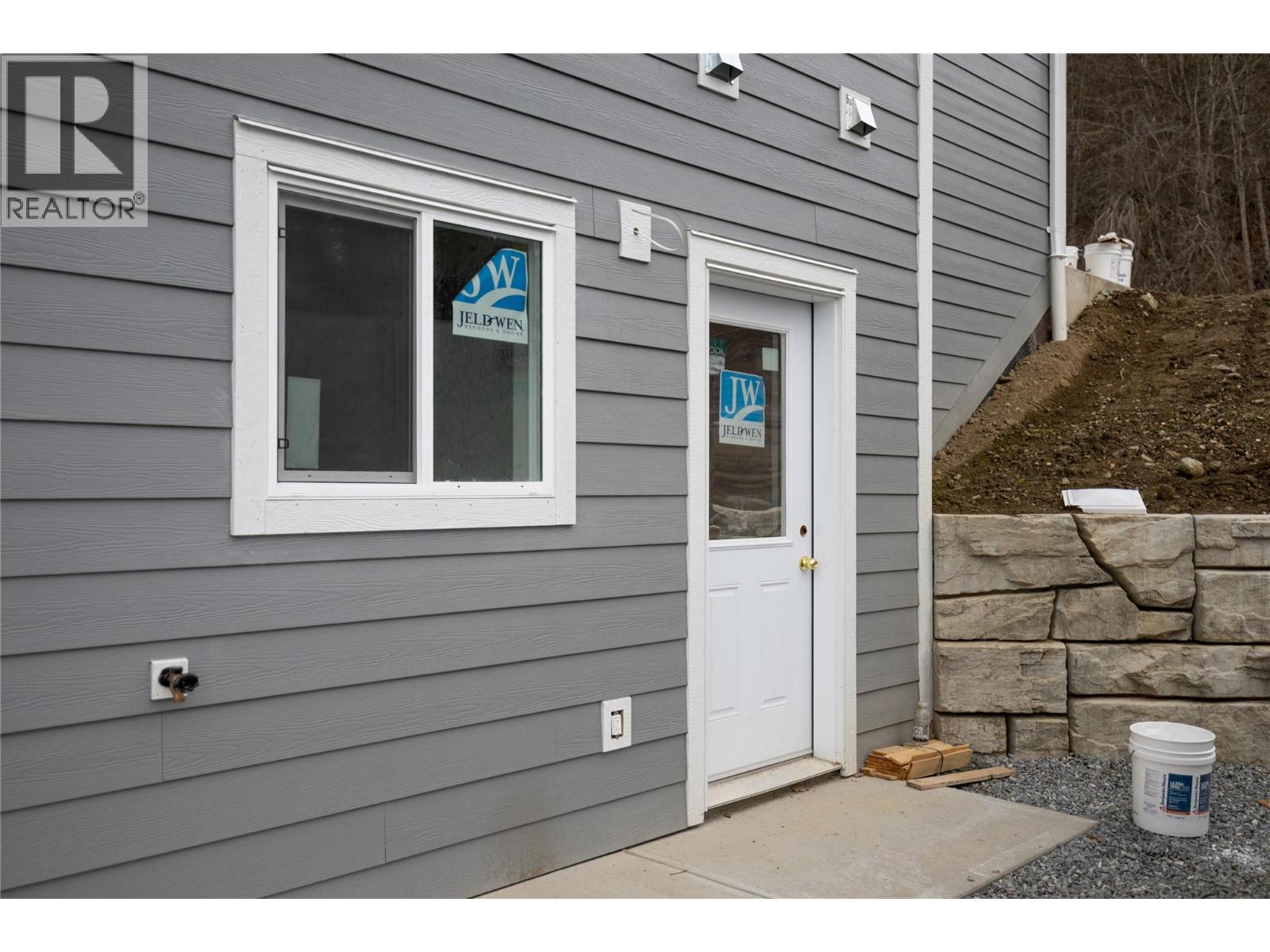 Photo 27 of 806 Cliff Avenue Unit 109, Enderby BC