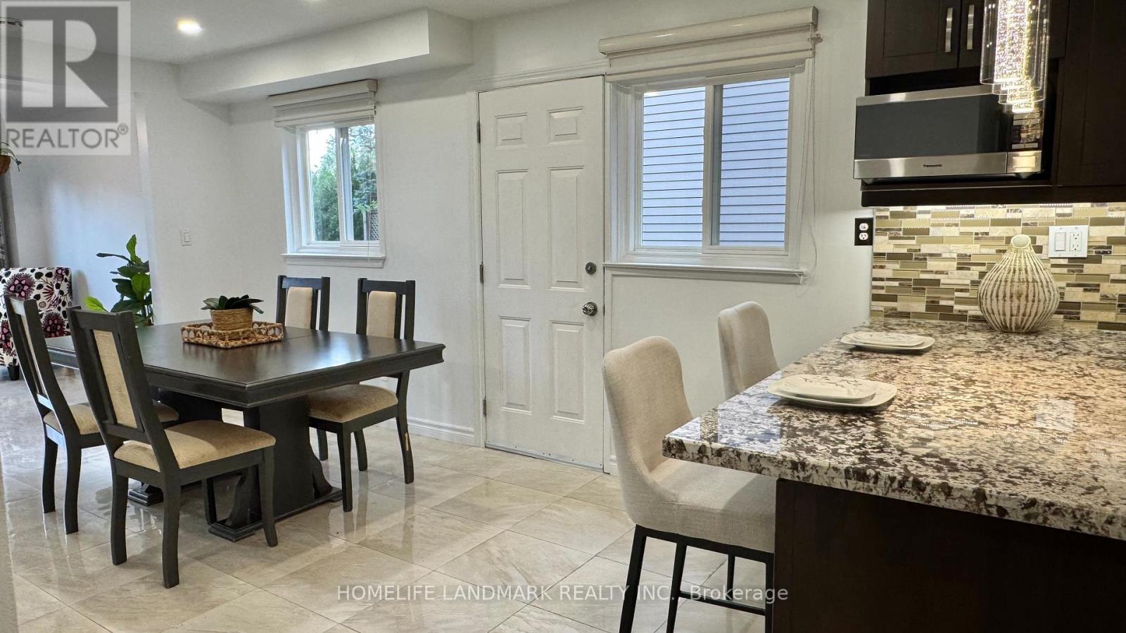 Photo 10 of 160 Snowshoe Crescent, Markham ON