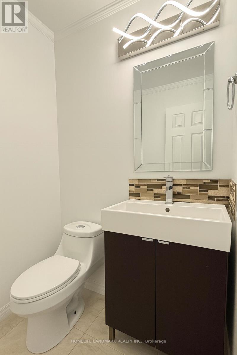 Photo 14 of 160 Snowshoe Crescent, Markham ON